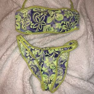 🌴 Vintage high cut bikini 🌴